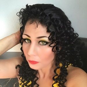 Meet your Posher, Chispa